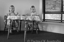 Poppy & Lily – Identical Twins