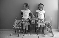 Identical Twins – Lola & Lilly